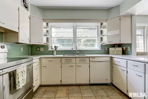 630 Williams Blvd, Springfield, IL 62704 photo 5
