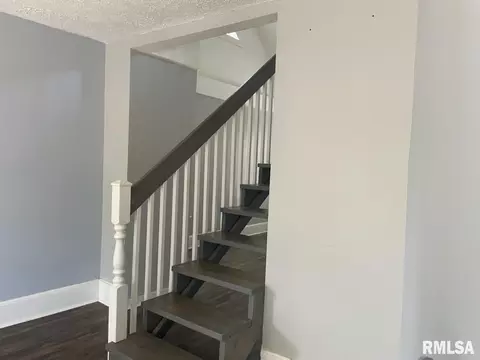 928 S 2nd St, Springfield, IL 62704 photo 9