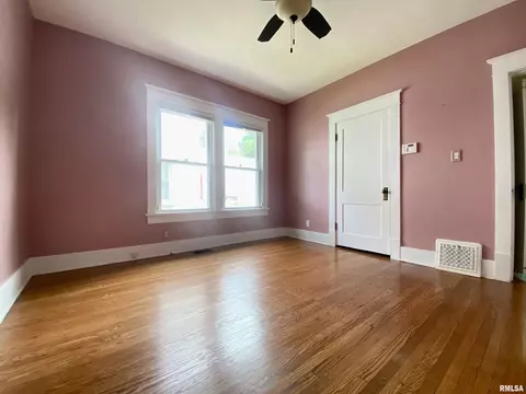 1620 Holmes Ave, Springfield, IL 62704 photo 16