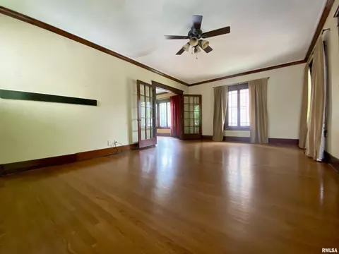 1620 Holmes Ave, Springfield, IL 62704 photo 4