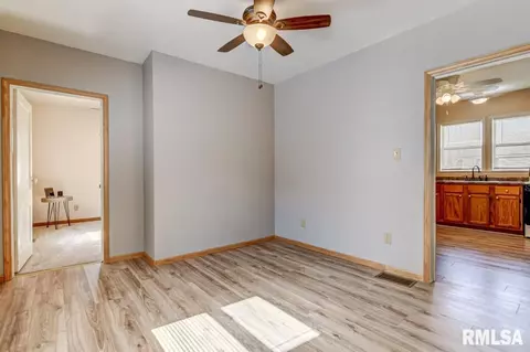 1801 Keys Ave, Springfield, IL 62702 photo 16