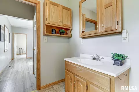 1801 Keys Ave, Springfield, IL 62702 photo 19