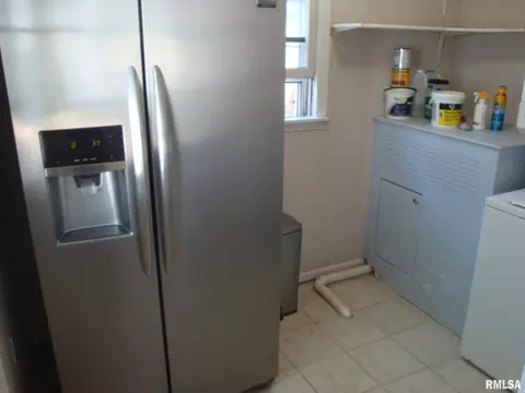 3032 Louise Ln, Springfield, IL 62702 photo 9