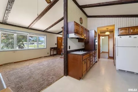 2301 Dunwich Dr, Springfield, IL 62702 photo 13