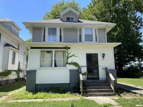 1515 S 7th St, Springfield, IL 62703
