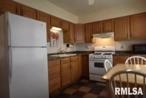1515 S 7th St, Springfield, IL 62703 photo 8