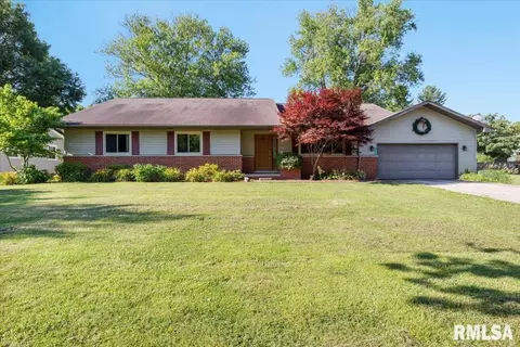 1154 Woodside Rd, Springfield, IL 62711 photo 1
