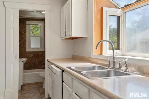 2337 E Converse Ave, Springfield, IL 62702 photo 18