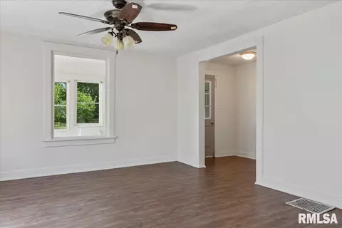 2337 E Converse Ave, Springfield, IL 62702 photo 14