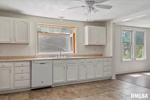 2337 E Converse Ave, Springfield, IL 62702 photo 21
