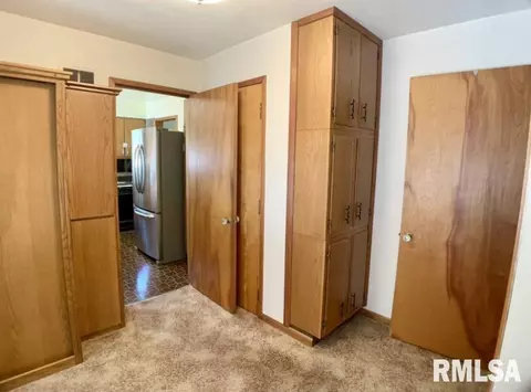 2380 E Converse, Springfield, IL 62702 photo 6