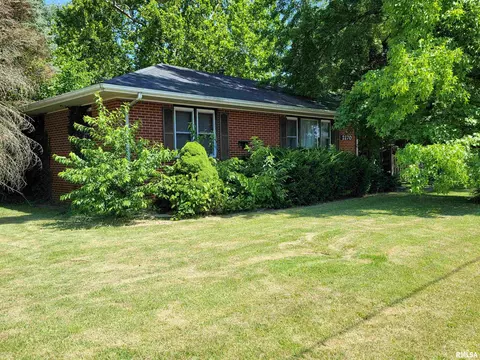 2170 Taylor Ave, Springfield, IL 62703 photo 3