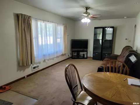 2170 Taylor Ave, Springfield, IL 62703 photo 5