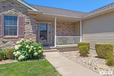 2909 Tanner Rd, Springfield, IL 62702 photo 3
