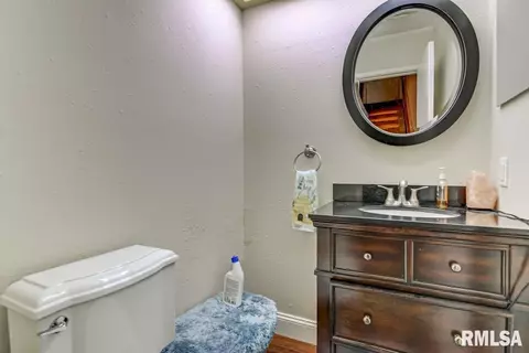 8 Whisperglen Ln, Springfield, IL 62704 photo 7