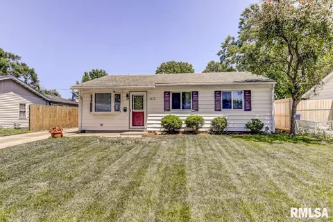 1612 Fairfield Dr, Springfield, IL 62702 photo 2