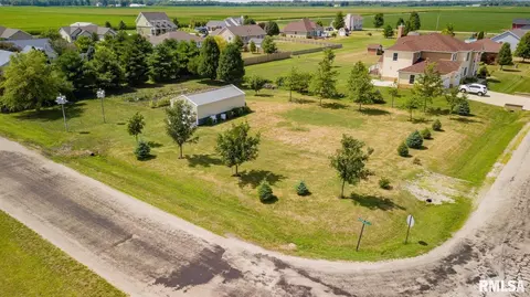 0 Castle Pines Pl, Lincoln, IL 62656
