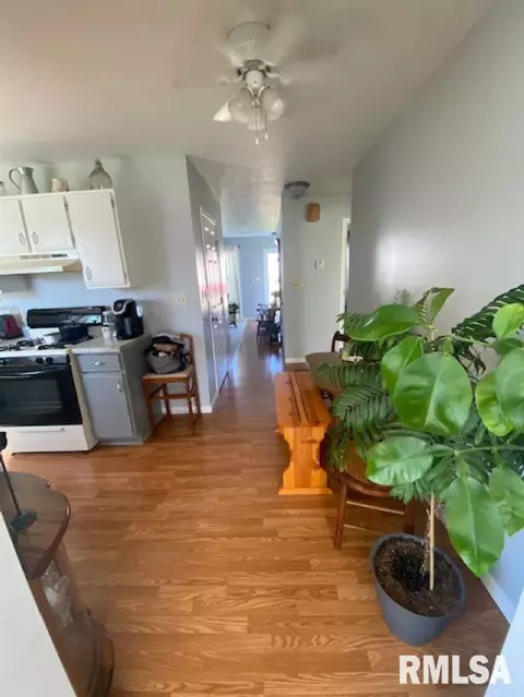 2416 Basil Dr, Springfield, IL 62707 photo 4