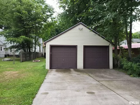 1045 N 6th St, Springfield, IL 62702 photo 26