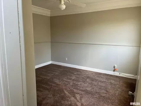 413 W Reynolds St, Springfield, IL 62702 photo 6