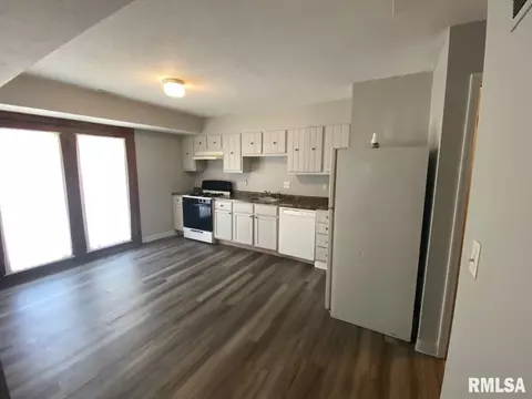 815 W Lawrence Ave, Springfield, IL 62704 photo 5