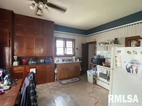 1830 N 8th St, Springfield, IL 62702 photo 4