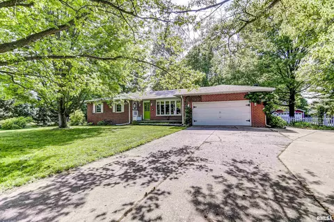39 Carole Rd, Springfield, IL 62711 photo 4