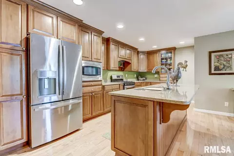 24 Ross Dr, Springfield, IL 62711 photo 10