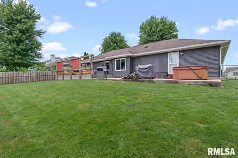 2212 Burgess Dr, Springfield, IL 62711 photo 37