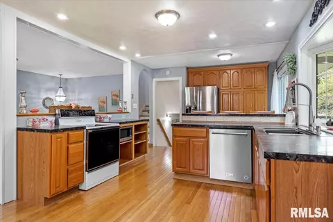 34 Longview Dr, Springfield, IL 62712 photo 24