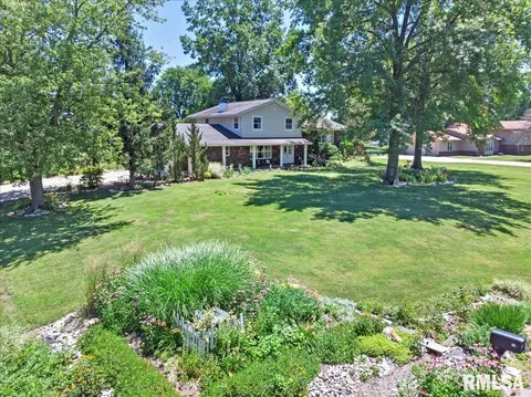 34 Longview Dr, Springfield, IL 62712 photo 2