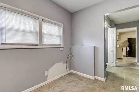1809 S Douglas Ave, Springfield, IL 62704 photo 21