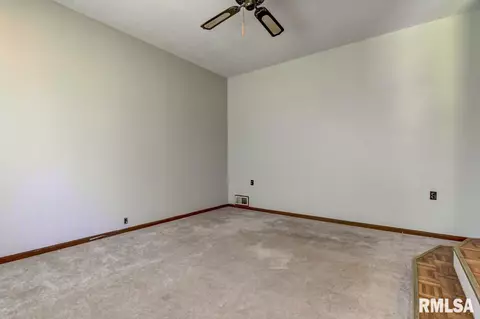 2902 West St, Springfield, IL 62707 photo 7