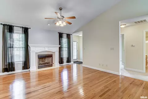 4226 S 2nd St, Springfield, IL 62703 photo 4
