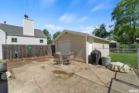 2513 Somerton Rd, Springfield, IL 62702 photo 8