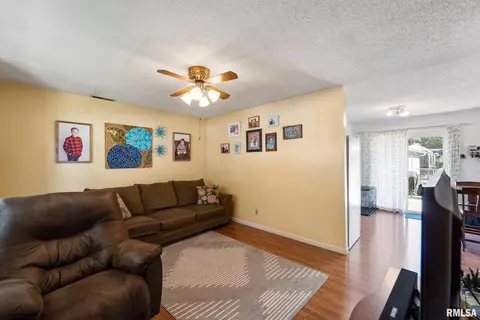 2513 Somerton Rd, Springfield, IL 62702 photo 11