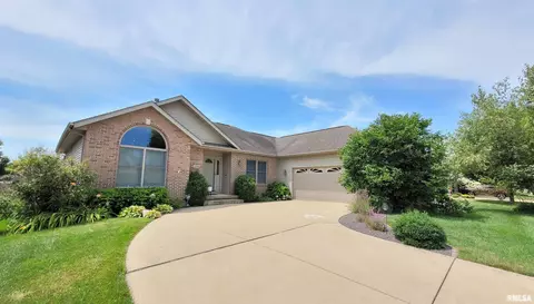 2208 Renwick Dr, Springfield, IL 62704 photo 1