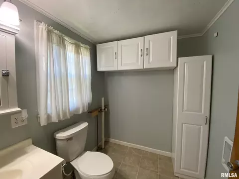 1225 N Bengel St, Springfield, IL 62702 photo 14