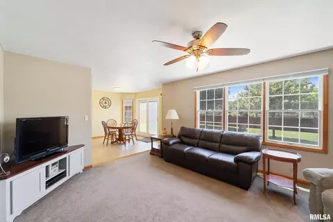 4004 Oakview Dr, Springfield, IL 62712 photo 21