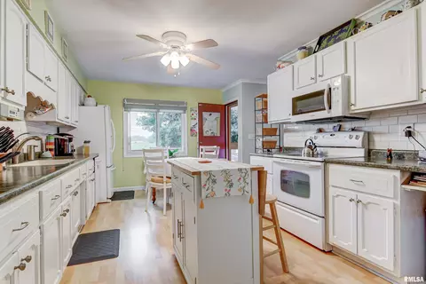 36 Providence Ln, Springfield, IL 62711 photo 12