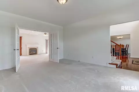 1606 E Spruce St, Chatham, IL 62629 photo 9