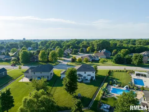 1606 E Spruce St, Chatham, IL 62629 photo 45