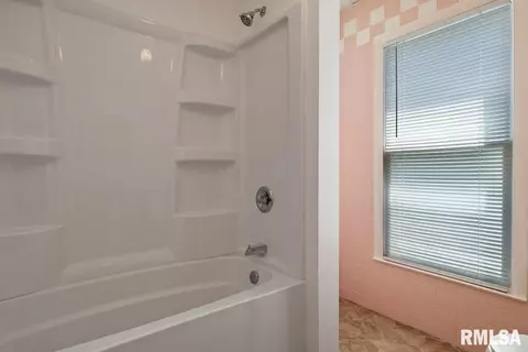 1518 S Pasfield St, Springfield, IL 62704 photo 18