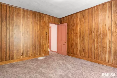 1518 S Pasfield St, Springfield, IL 62704 photo 22