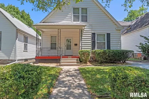 1518 S Pasfield St, Springfield, IL 62704 photo 1