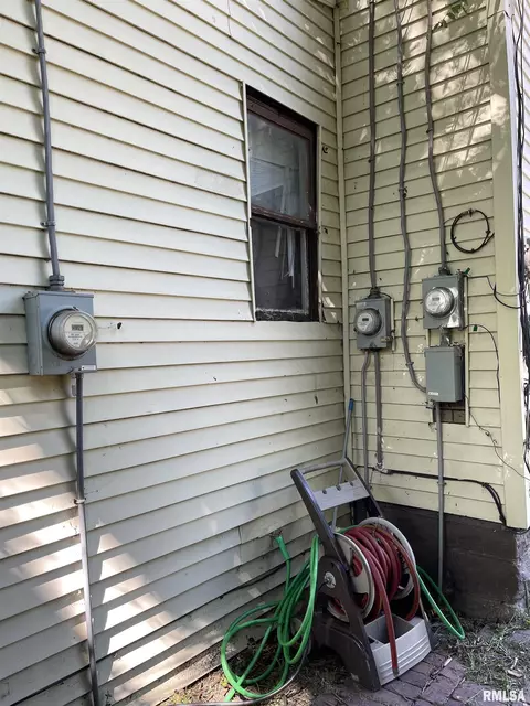 1213 S 14th St, Springfield, IL 62703 photo 8