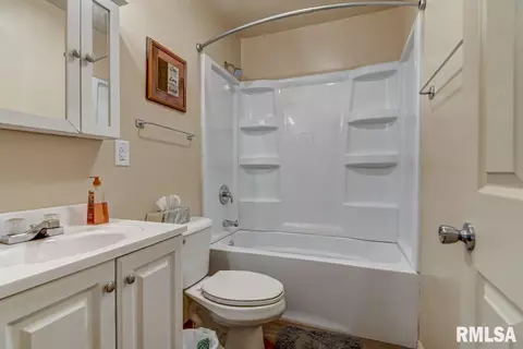 1201 E South St, Springfield, IL 62703 photo 20