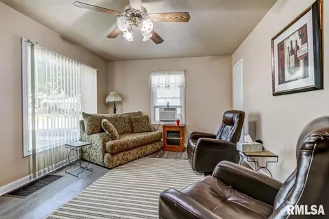 1201 E South St, Springfield, IL 62703 photo 7