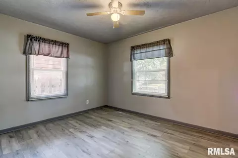 1201 E South St, Springfield, IL 62703 photo 13