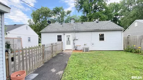 1640 N 20th St, Springfield, IL 62702 photo 7